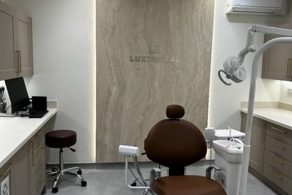 Lux Dental